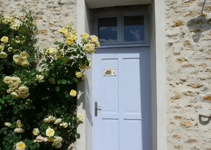 L'etable D'orgerus בית נופש